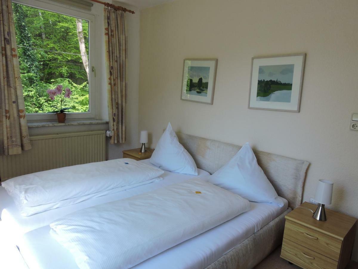 Hotel Bergische Schweiz Велберт Екстериор снимка